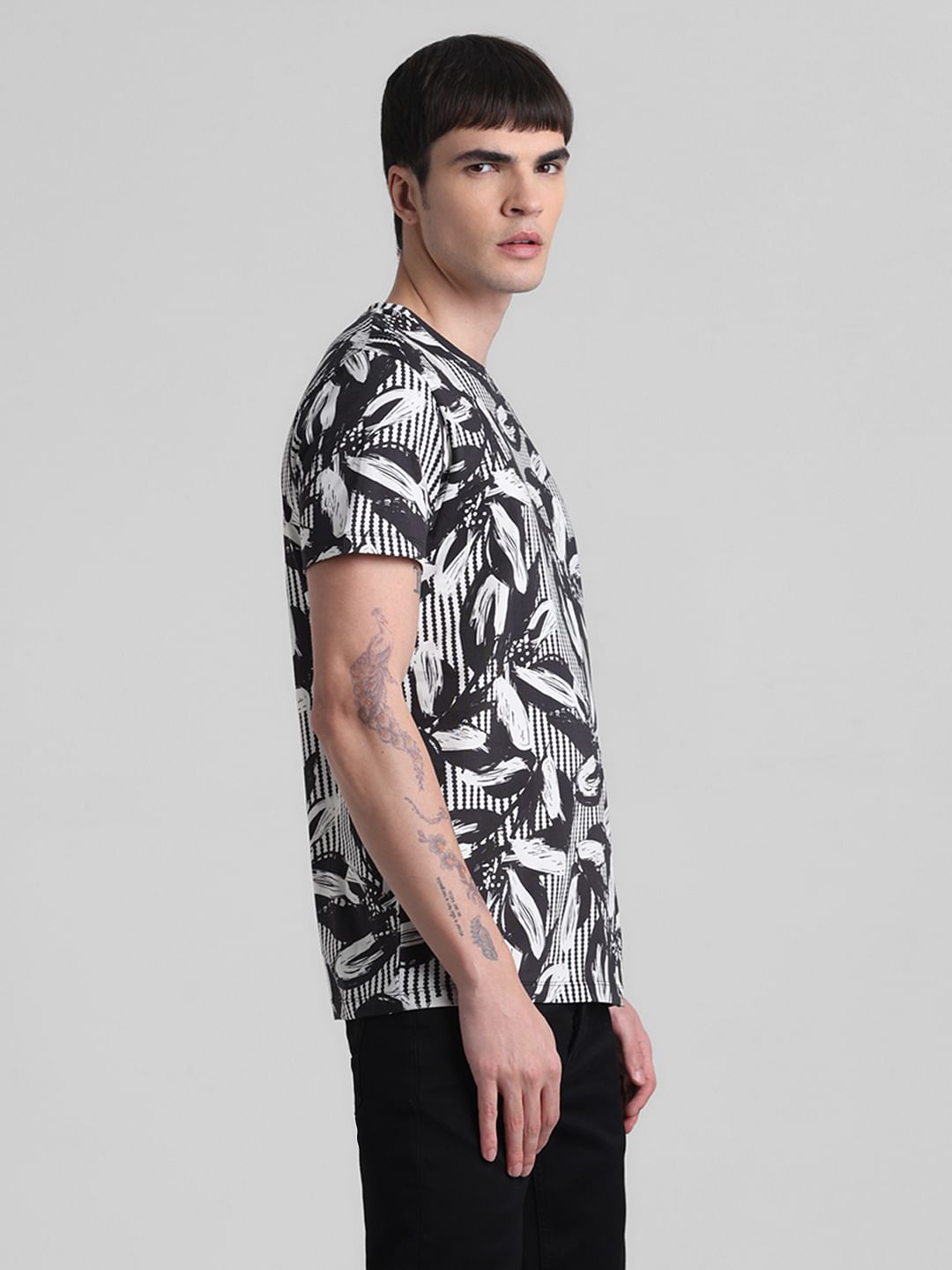 Black Printed Crew Neck T-shirt