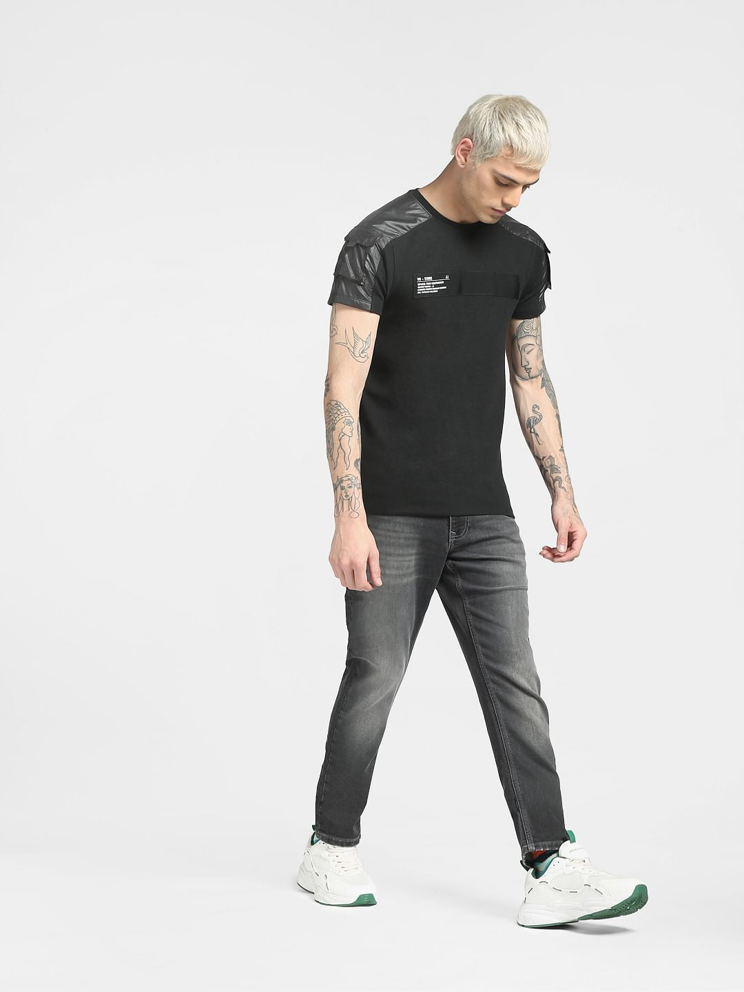 Black Crew Neck T-shirt