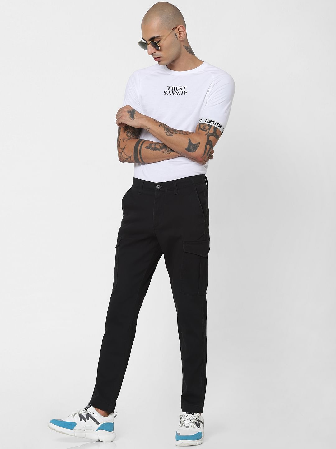Black Mid Rise Slim Fit Pants