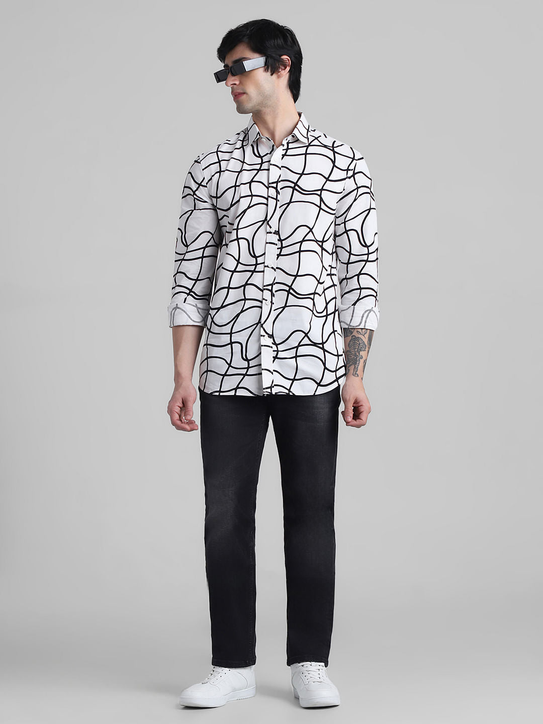 Low Rise Regular Fit Jeans - Black