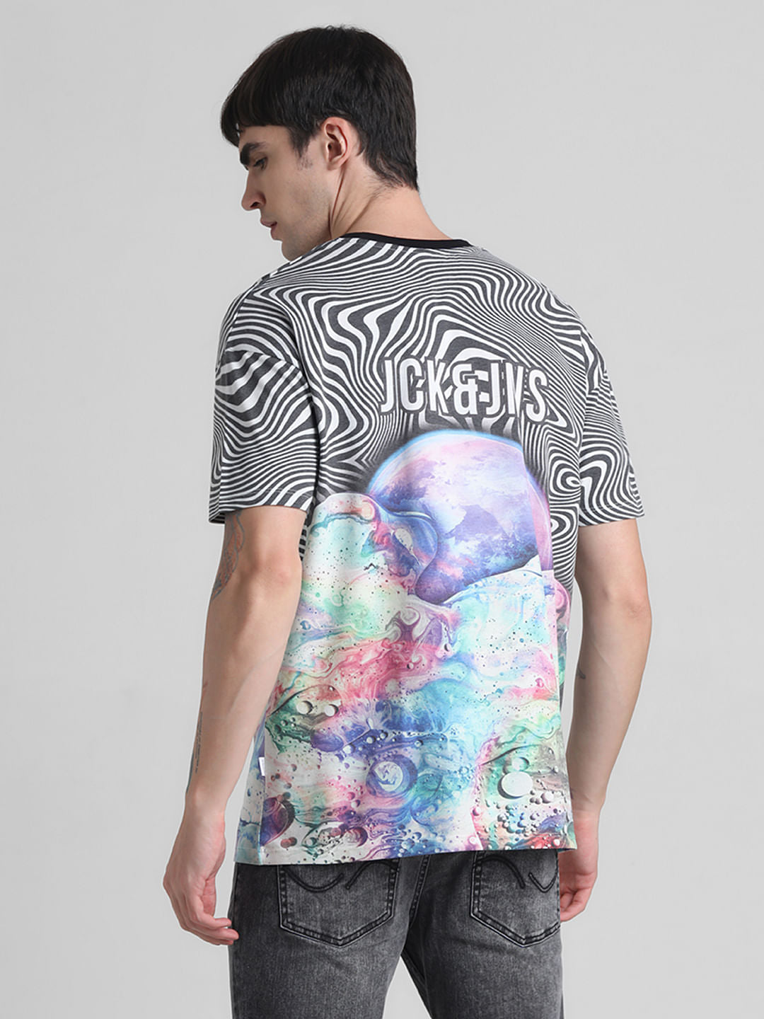 White Illusion Print Crew Neck T-shirt