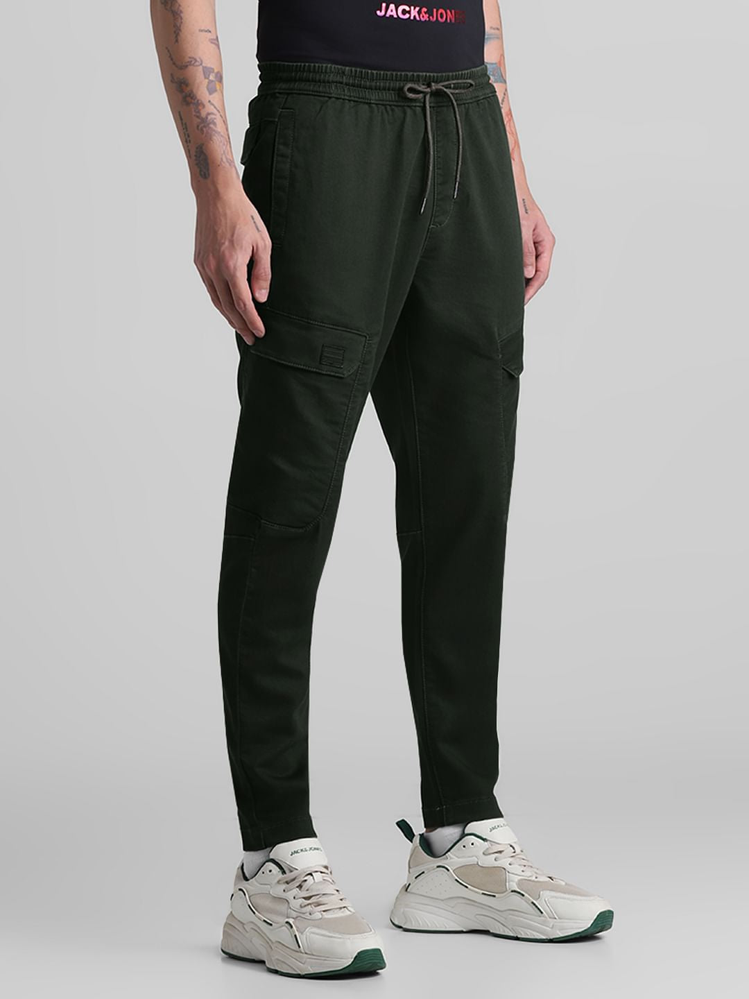 Green Mid Rise Cargo Pants