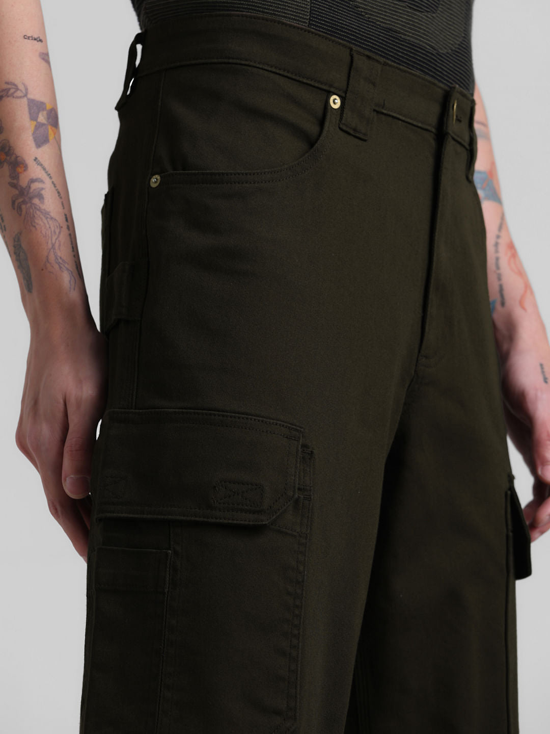 Regular Fit 6 Pocket Cargos - Green