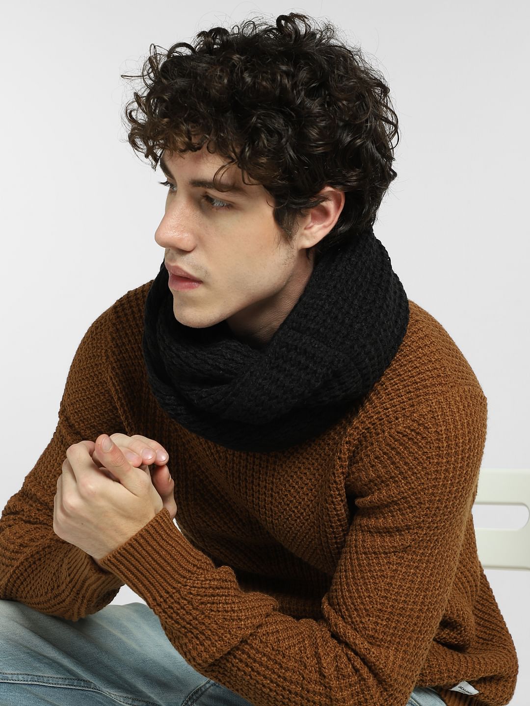 Navy Blue Knit Tube Scarf