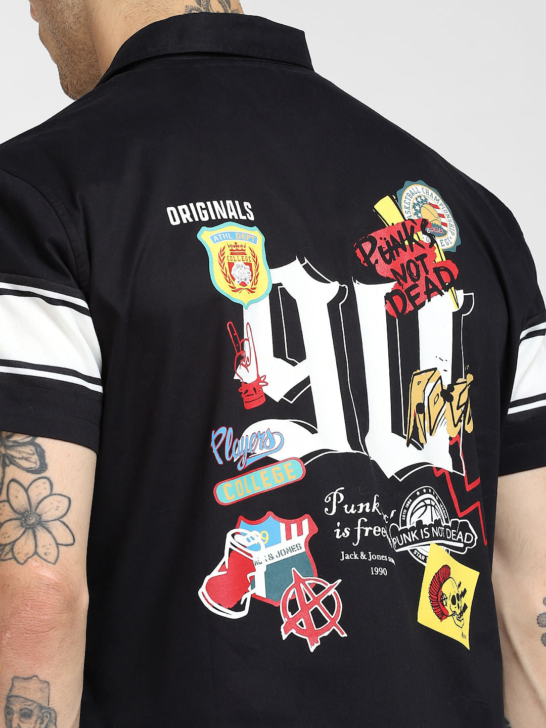 Black Graphic Print Short Sleeves Shirt