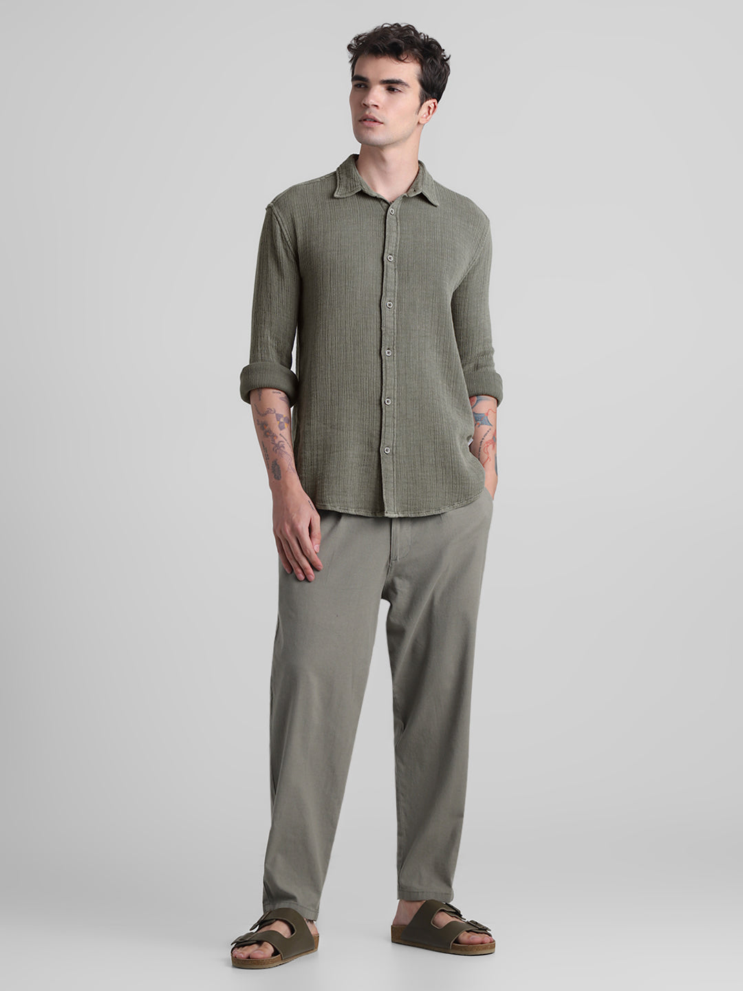 Men Ivy Green Textured Cotton Regular Fit Casual Shirt