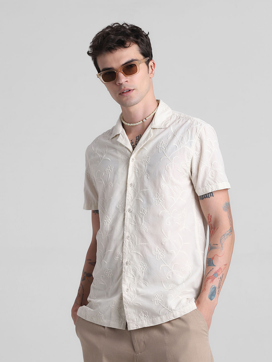 Off-White Embroidered Short Sleeves Shirt