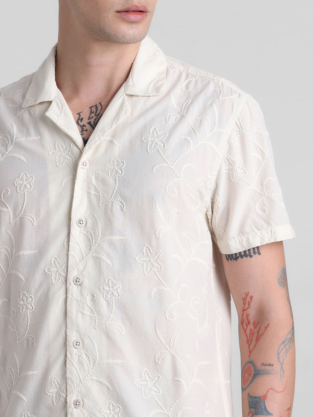 Off-White Embroidered Short Sleeves Shirt