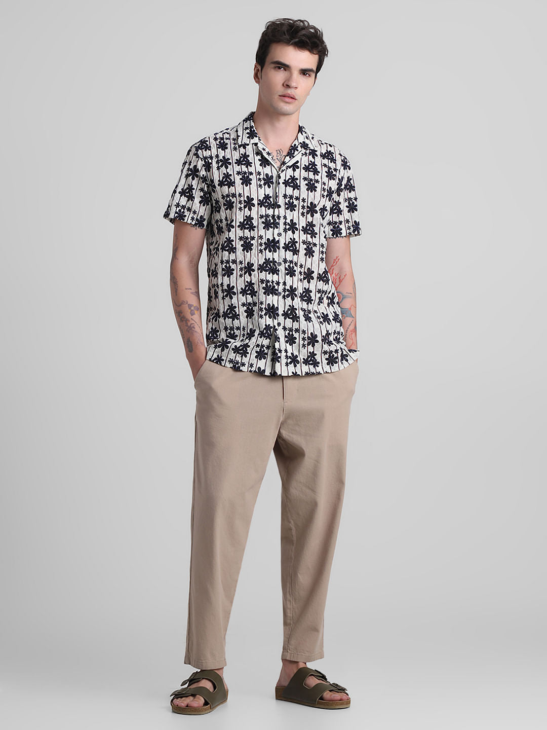 Black Embossed Print Short Sleeves Shirt