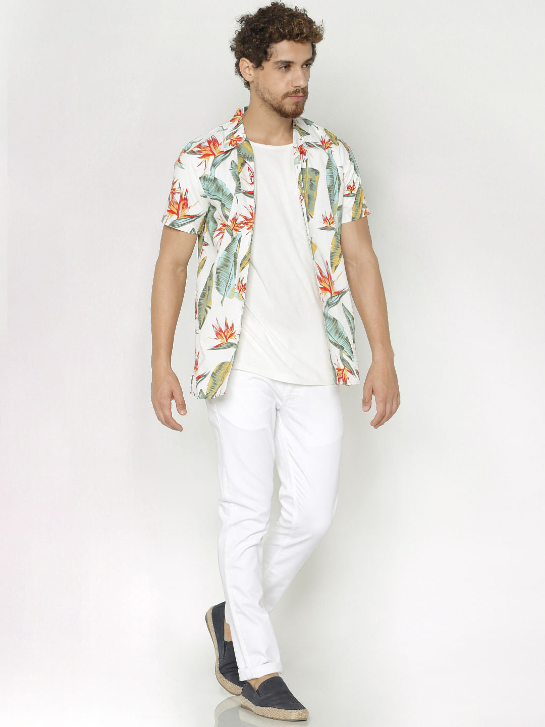 White All Over Print Short Sleeves Shirt