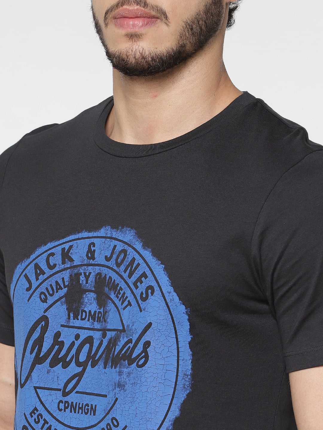 Black Chest Print Slim Fit Crew Neck T-Shirt