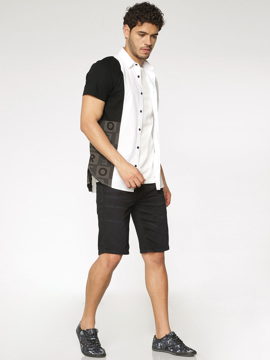 White Colour Blocked Slim Fit Short Sleeves Shirt