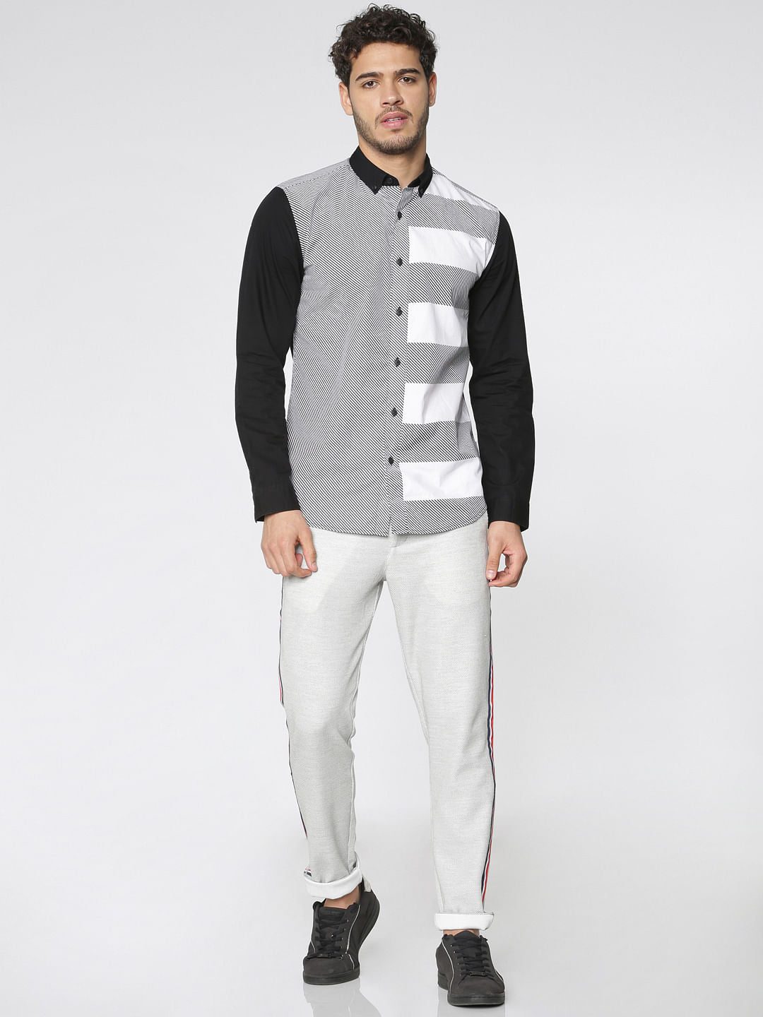 Black Colour Blocked Slim Fit Full Sleeves Shirt