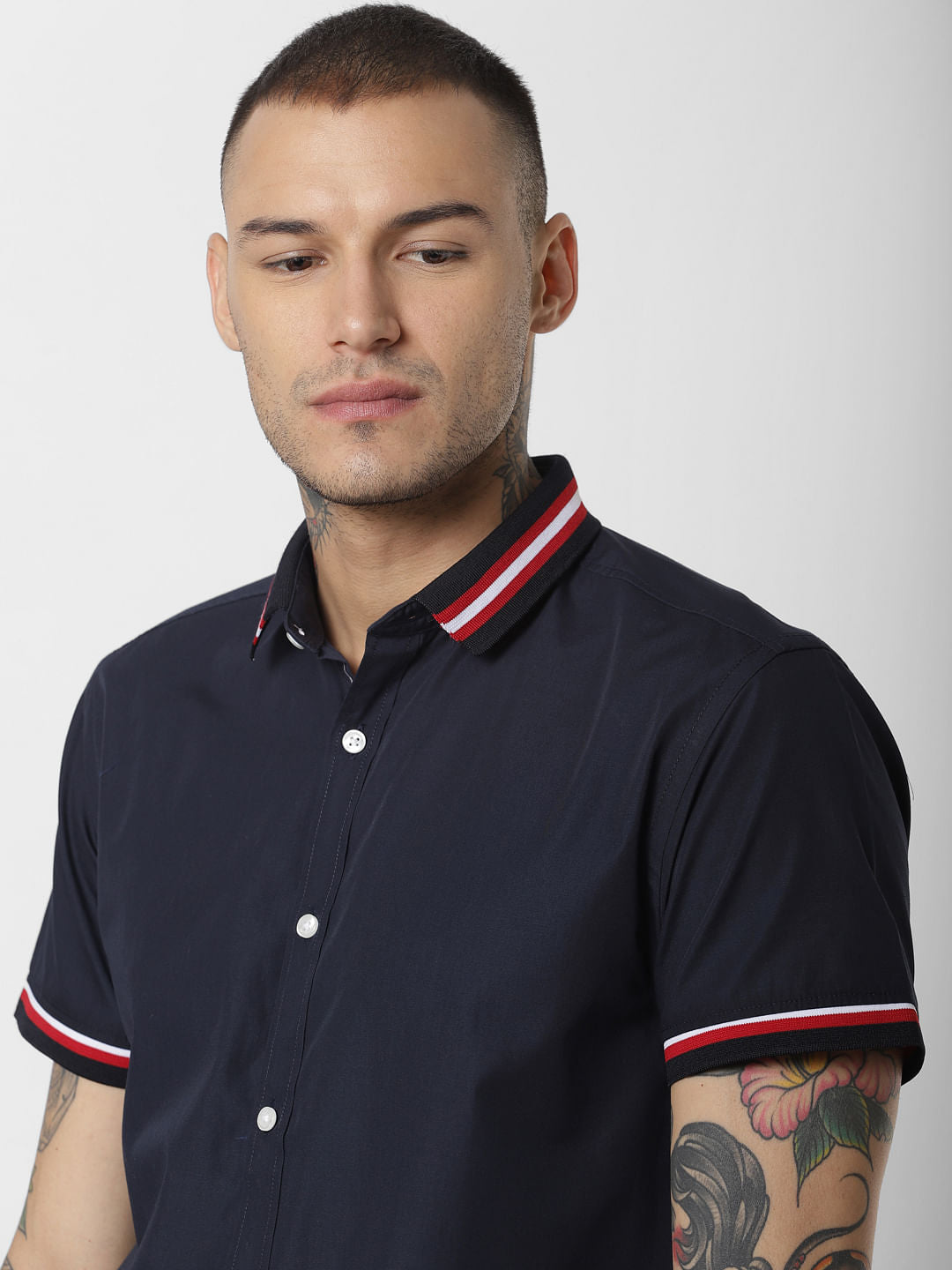 Blue Contrast Tipping Short Sleeves Shirt