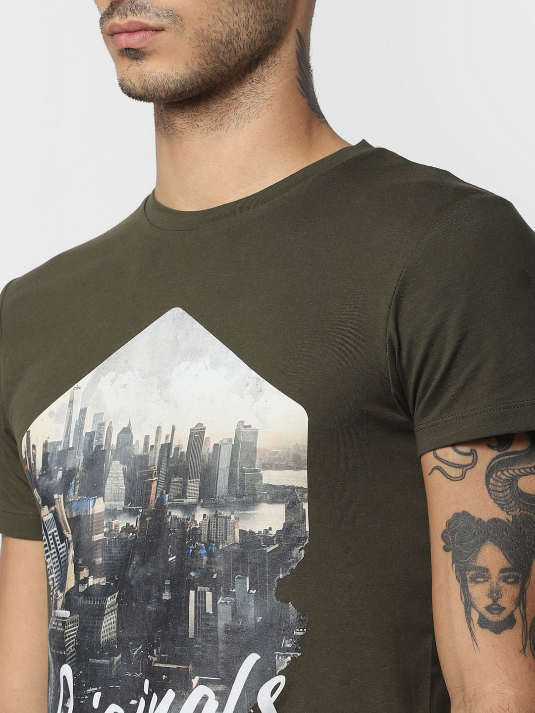 Green Graphic Print Crew Neck T-shirt