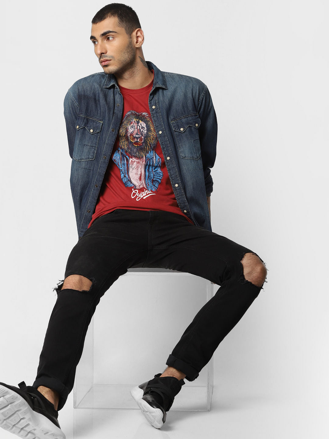Red Graphic Print Crew Neck T-shirt