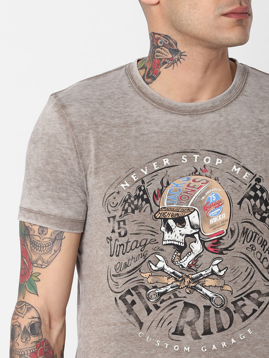 Brown Graphic Print Crew Neck T-Shirt