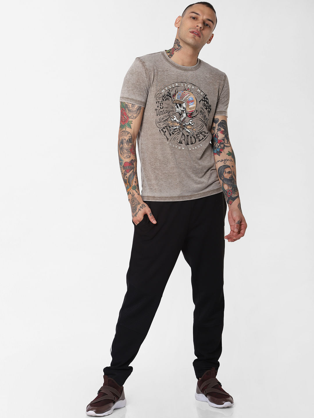 Brown Graphic Print Crew Neck T-Shirt