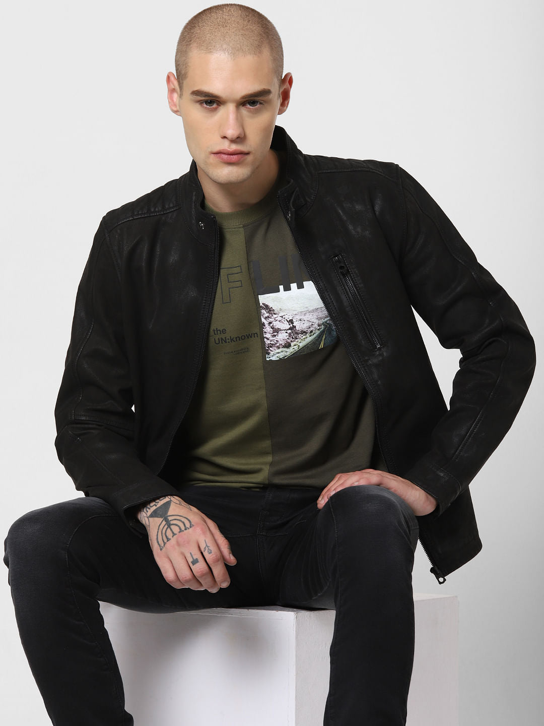 Green Colourblocked Crew Neck T-Shirt