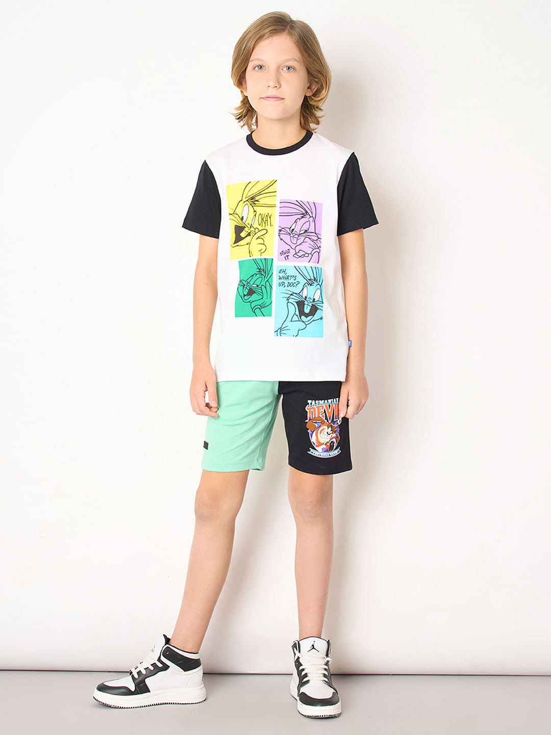 Looney Tunes White Bugs Bunny T-shirt