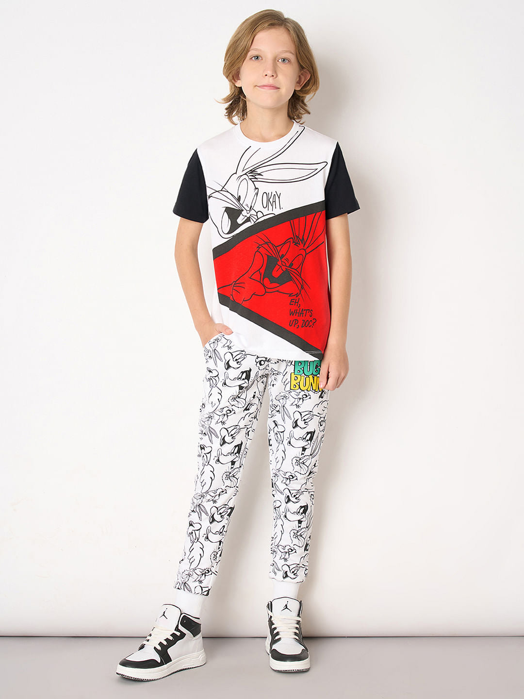 Looney Tunes White Bugs Bunny Colourblocked T-shirt