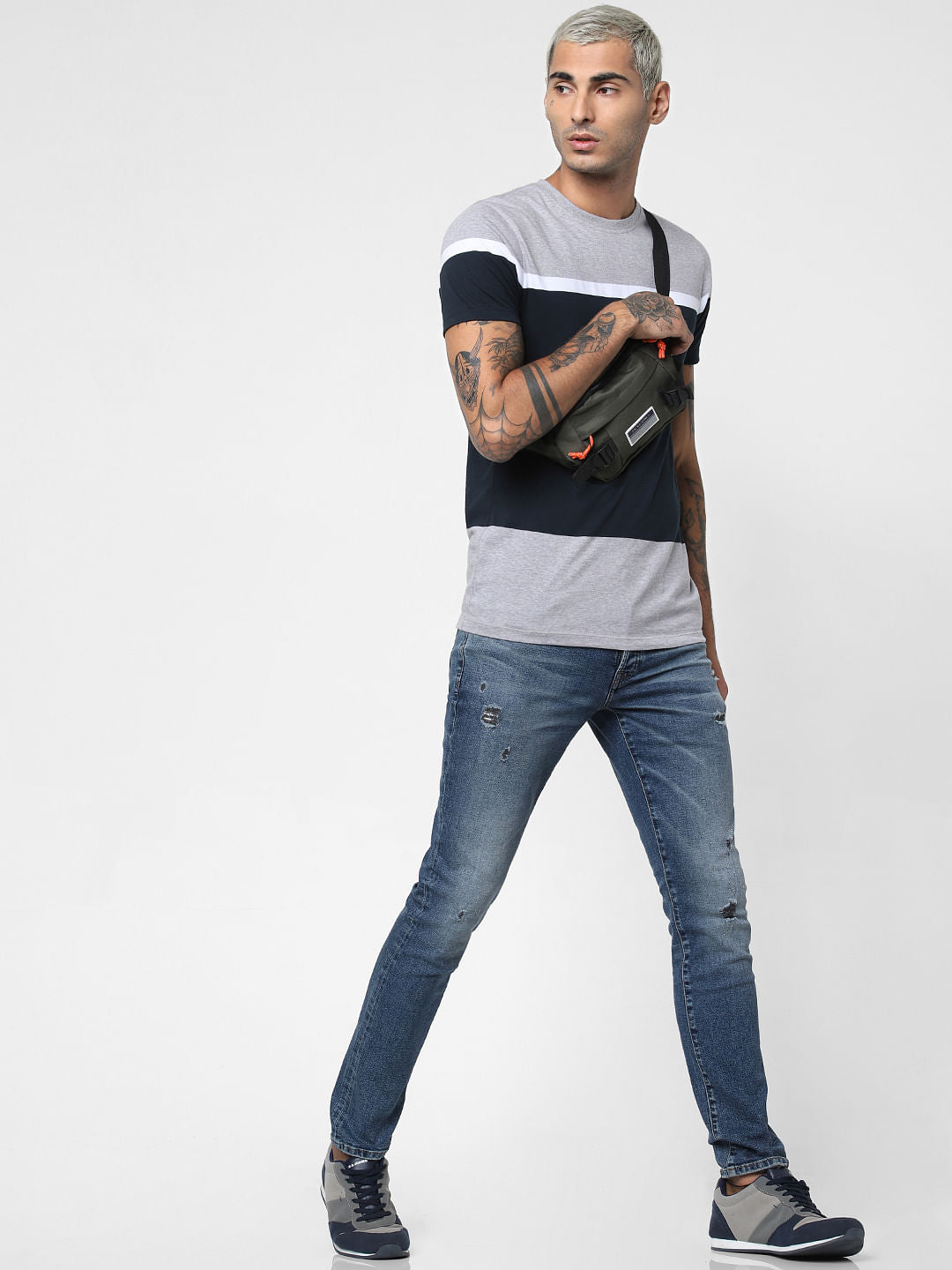 Navy Blue Colourblocked Crew Neck T-shirt