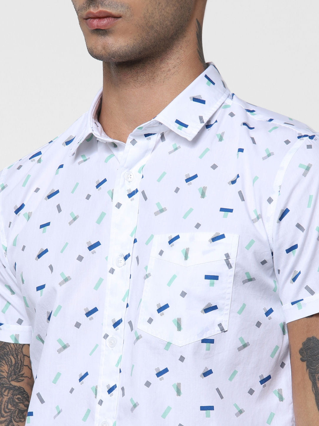 White All Over Print Short Sleeves Shirt