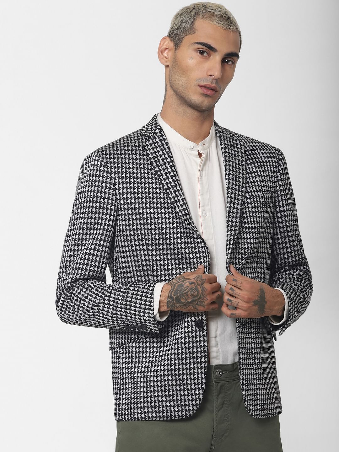 White Mandarin Collar Full Sleeves Shirt