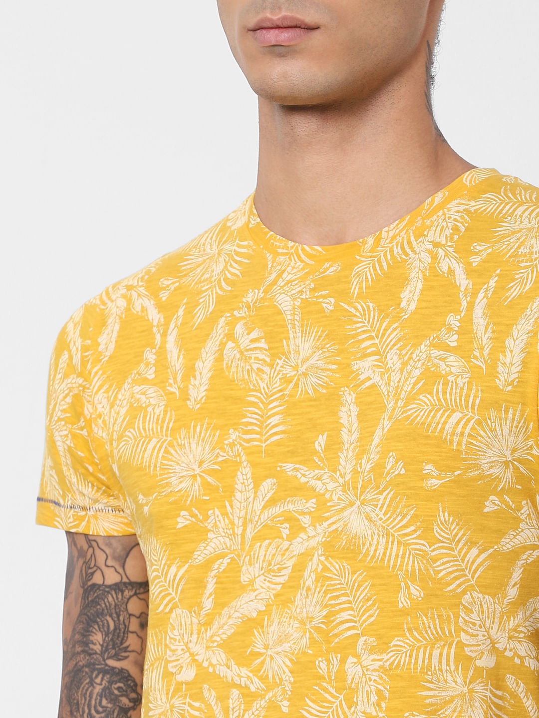 Yellow Tropical Print Crew Neck T-shirt