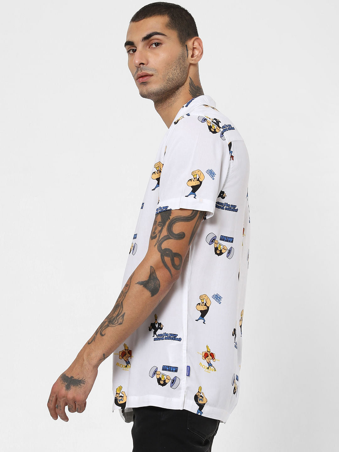 X Johnny Bravo White Printed Short Sleeves Shirt