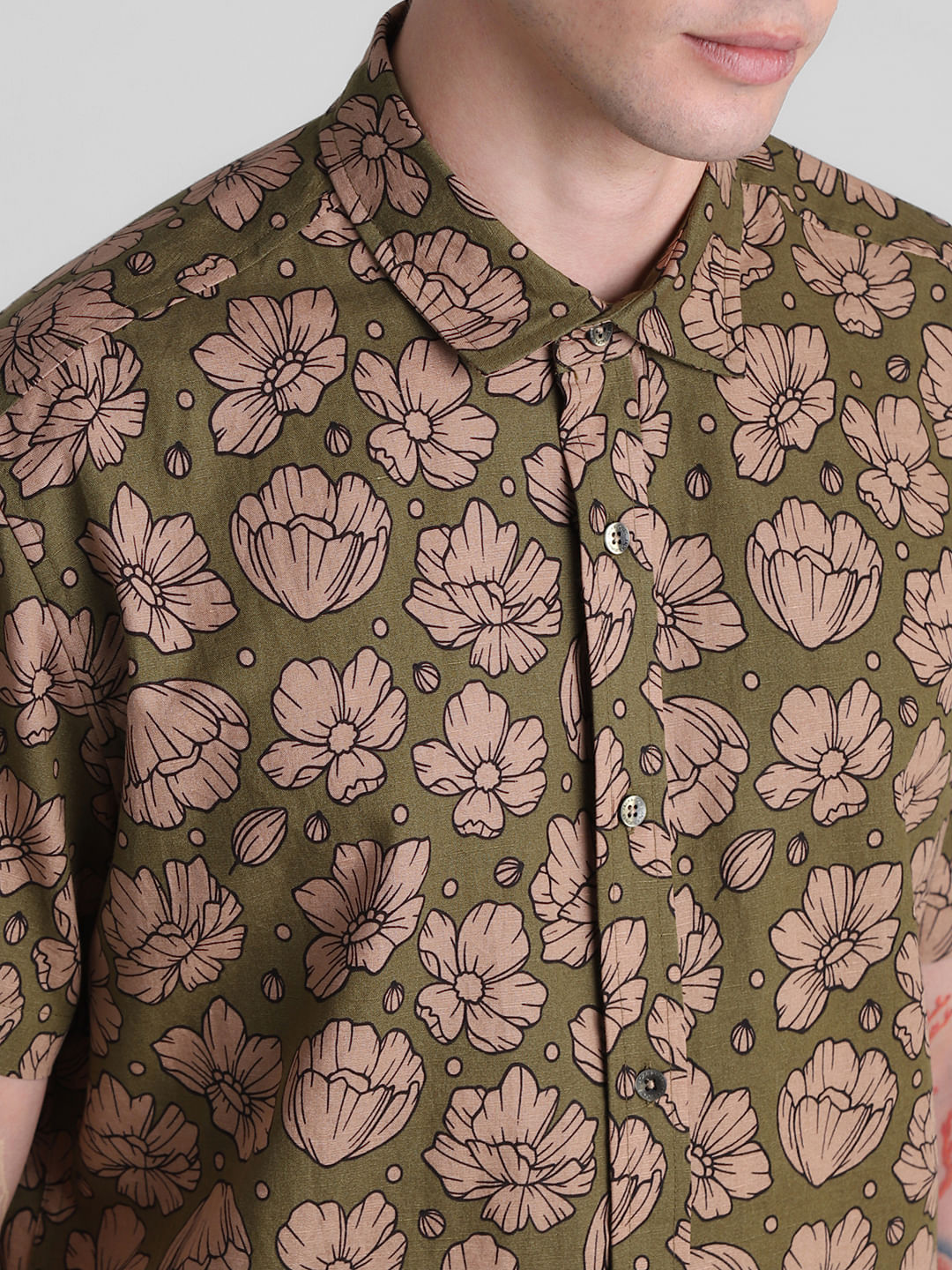 Green Floral Short Sleeves Shirt