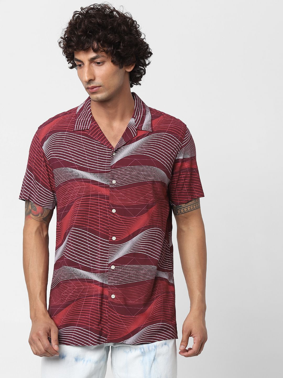 Red Short Sleeves Abstract Print Shirt