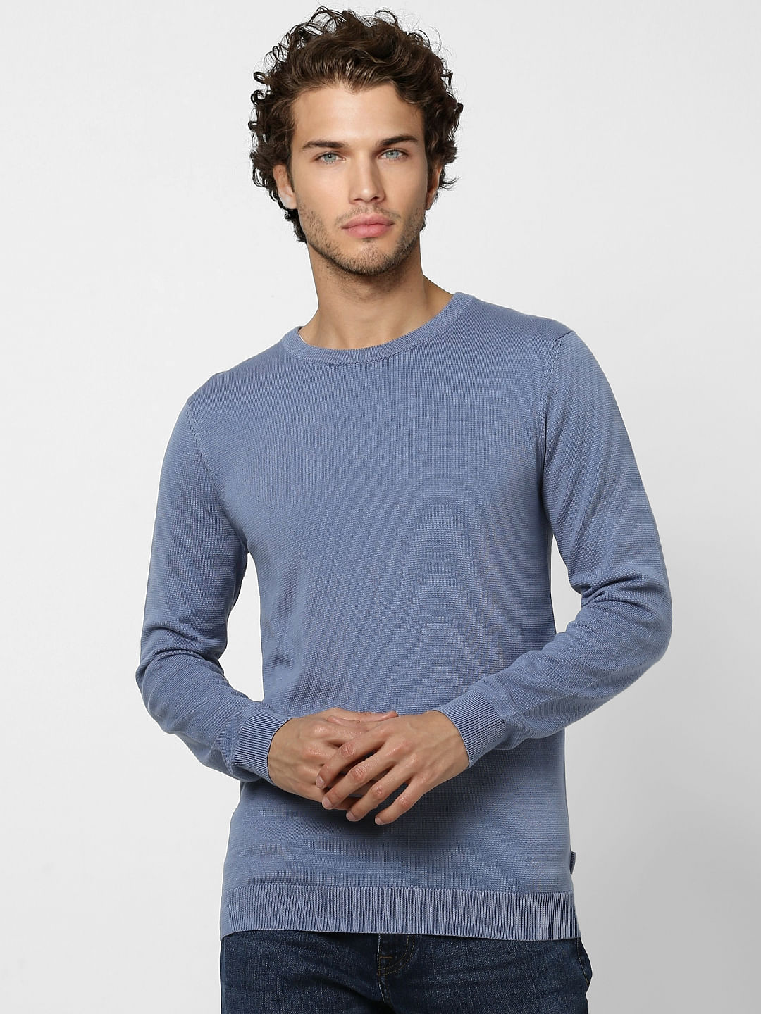Blue Pullover