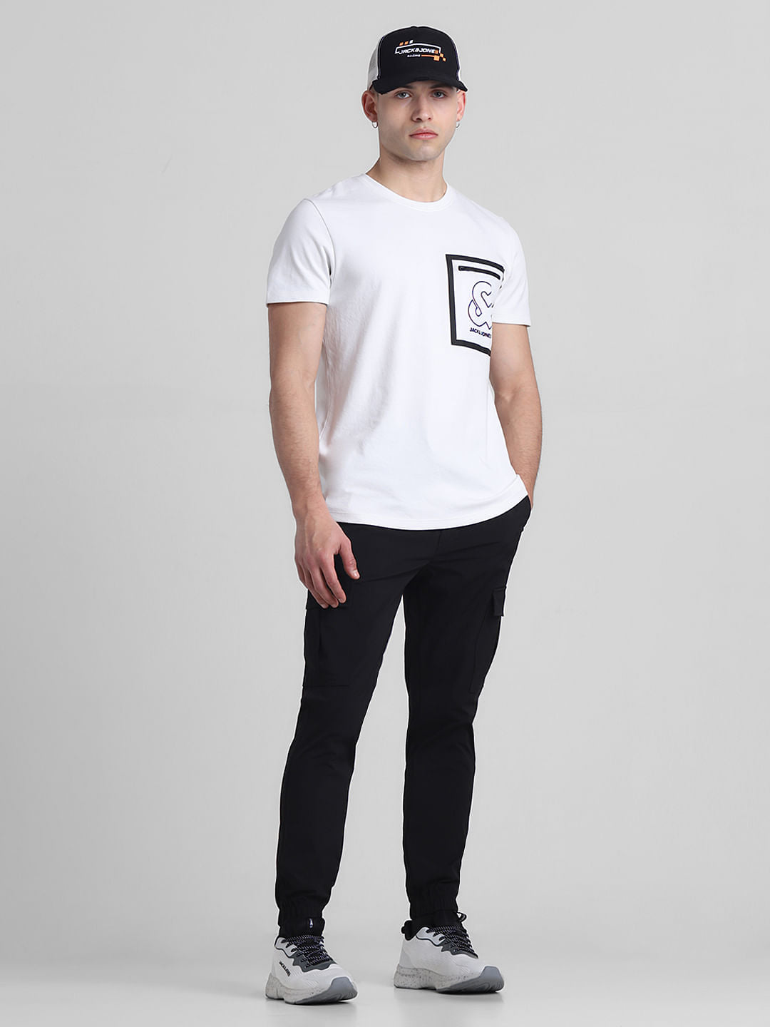 Black Mid Rise Slim Fit Cargos