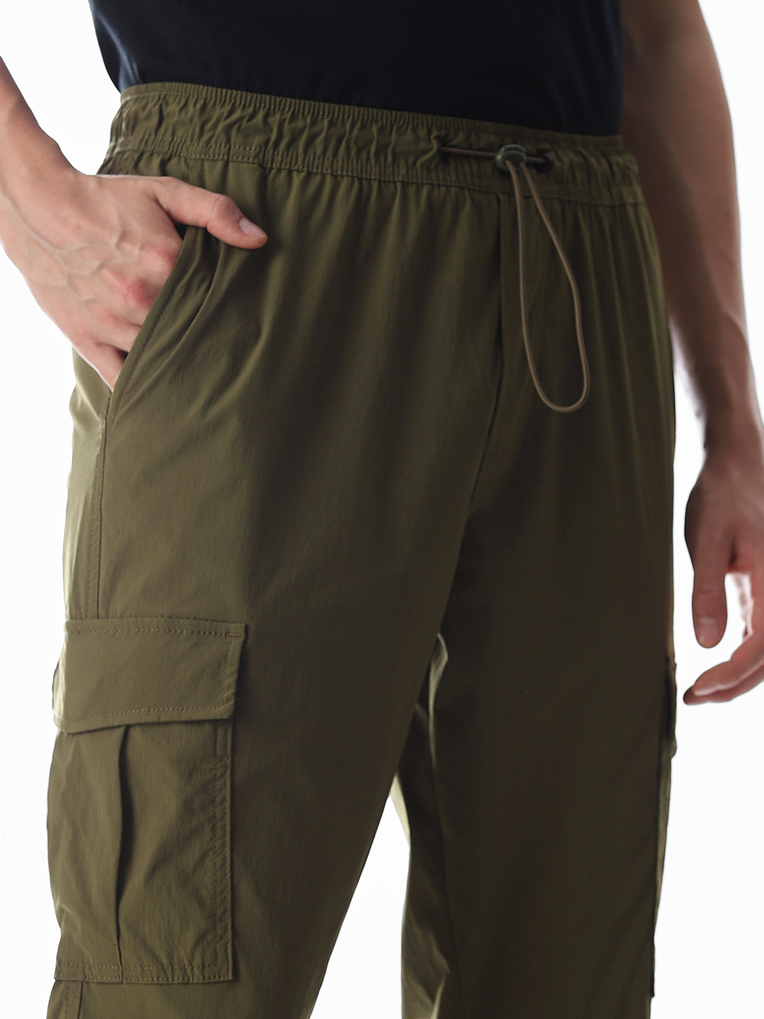 Men Solid Olive Slim Fit Cargo Joggers With 6 Pockets