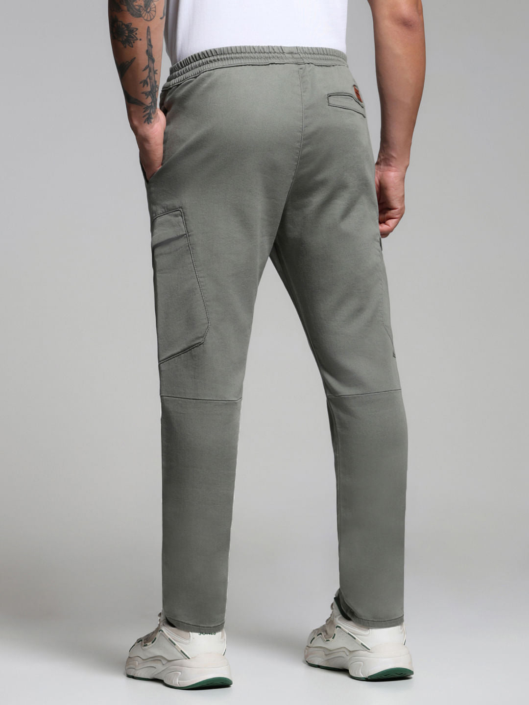 Green Mid Rise Slim Fit Pants
