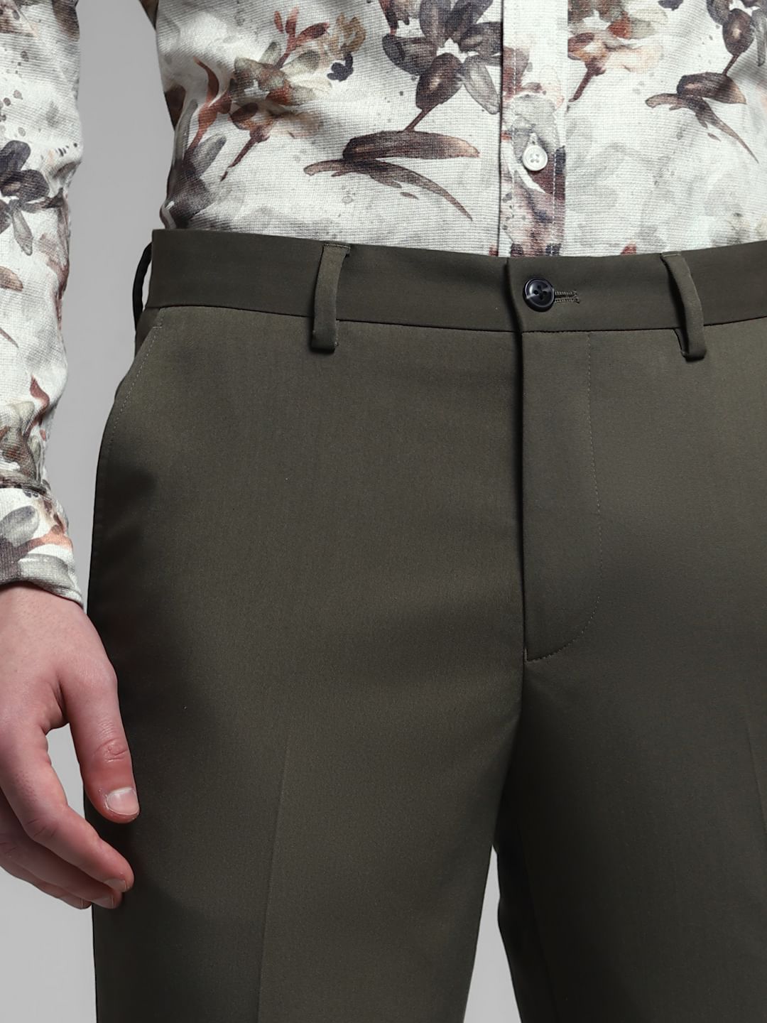 Green Mid Rise Slim Fit Trousers