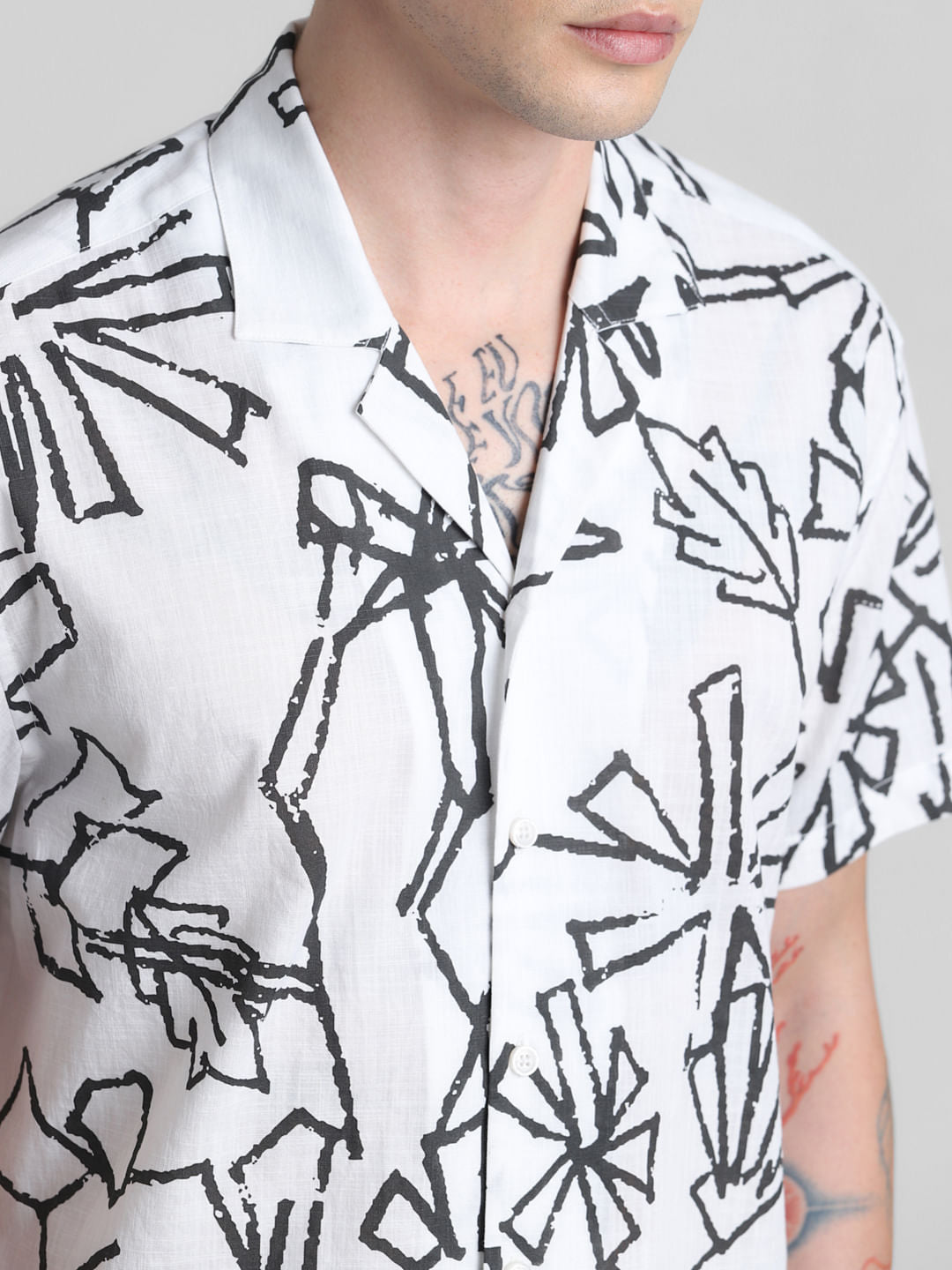 White Printed Short Sleeves Shirt