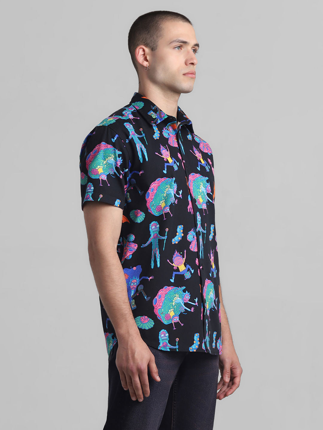 RICK & MORTY Black Printed Short Sleeves Shirt