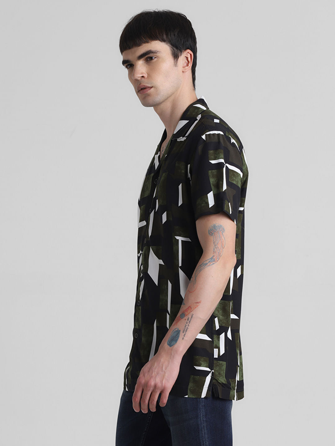 Green Printed Short Sleeves Shirt