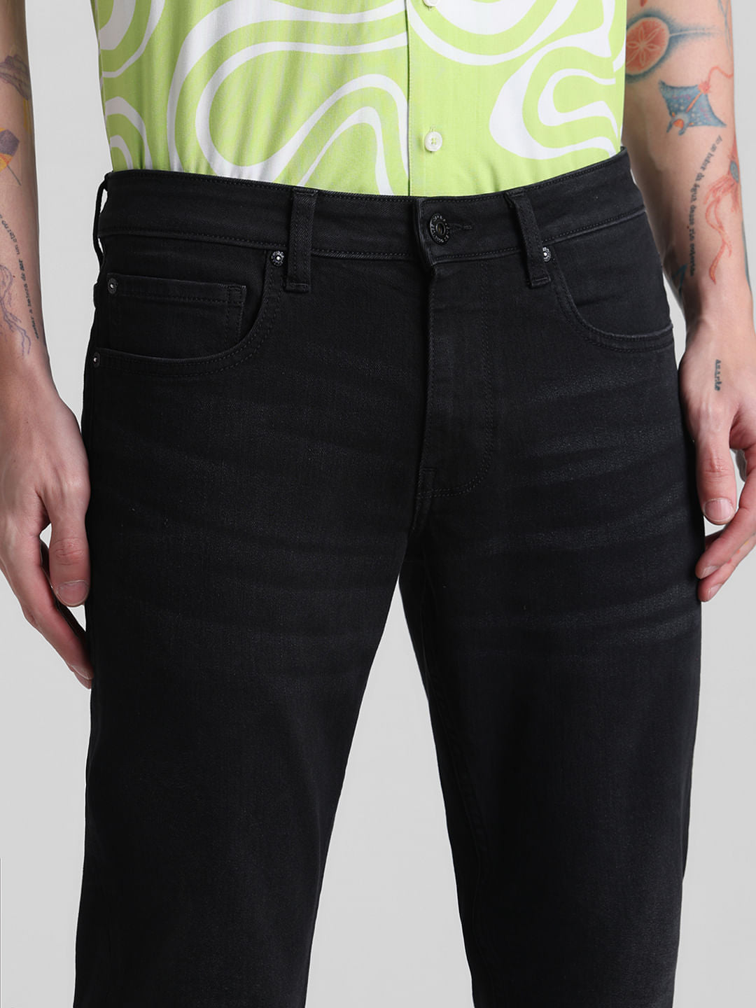 Black Mid Rise Brak Slim Jeans