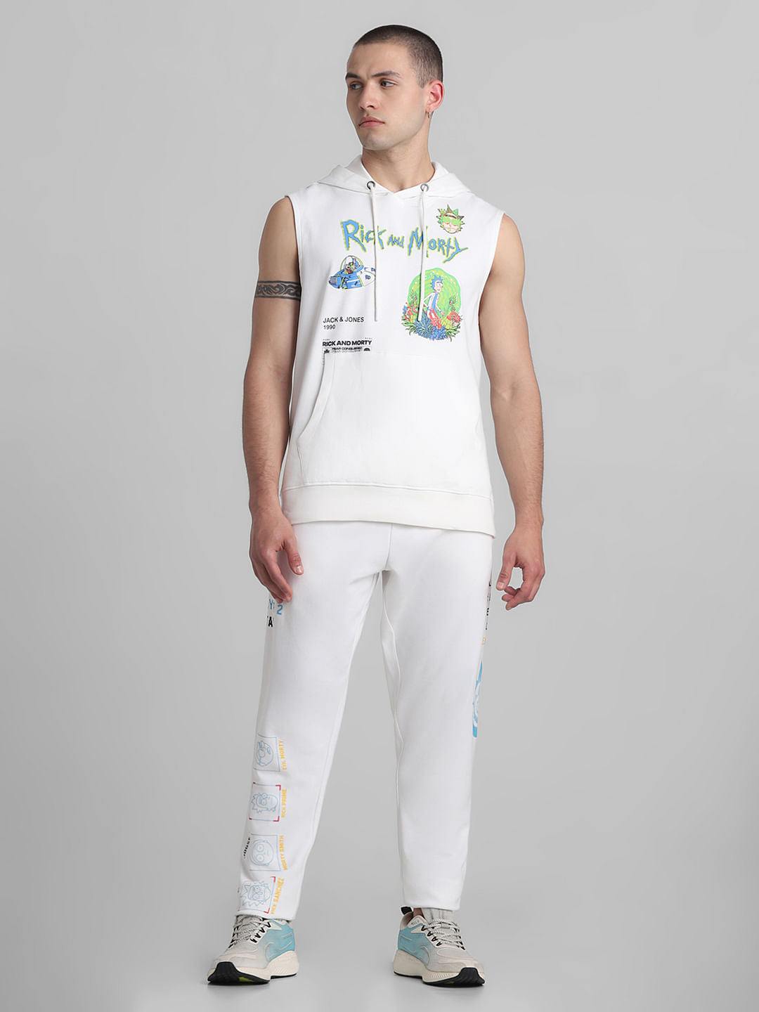 RICK & MORTY White Printed Hooded Vest