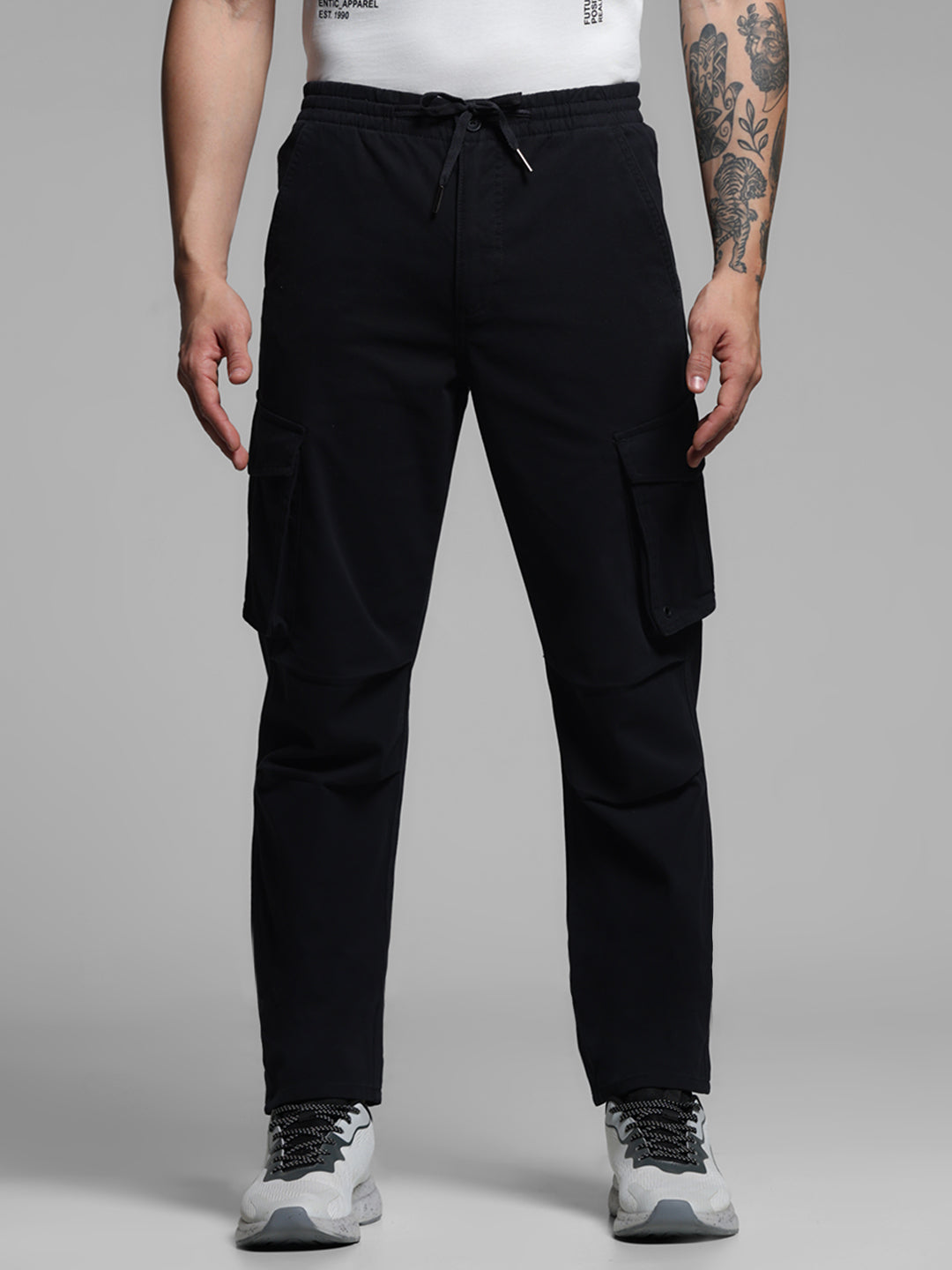 Black 6 Pocket Regular Fit Cargos