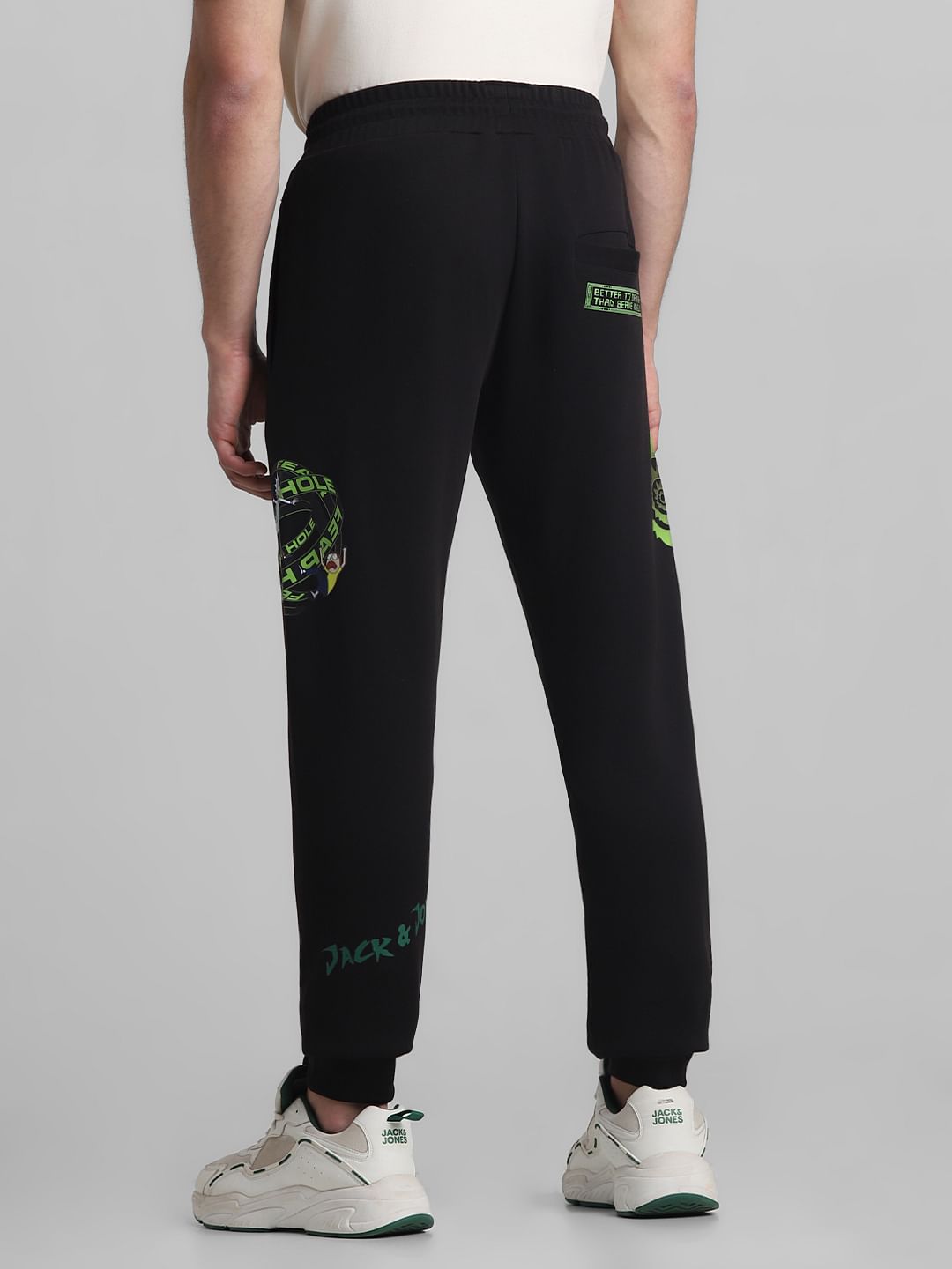 RICK & MORTY Black Mid Rise Printed Sweatpants