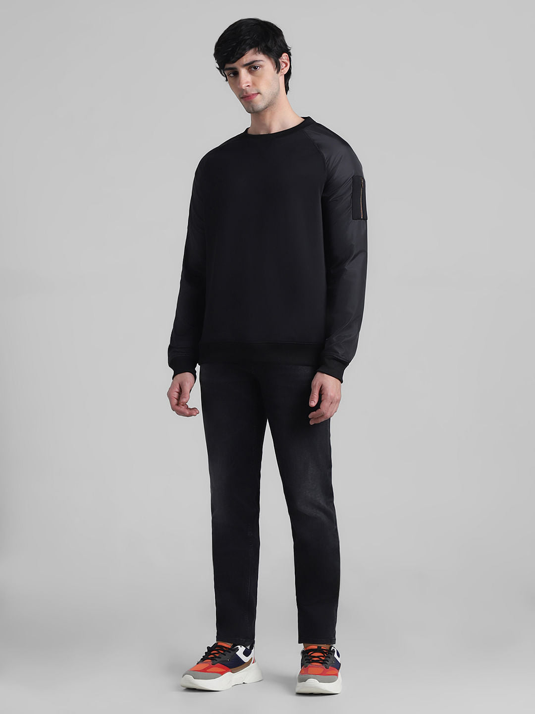 Black Crew Neck Sweatshirt