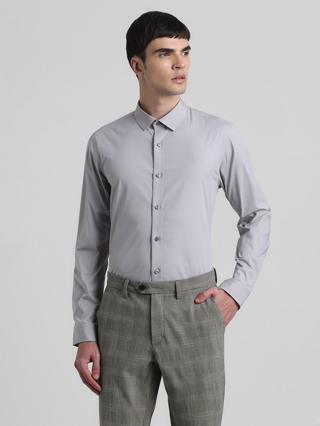 Men's Grey Solid Slim Fit Poplin Shirt With Cutaway Collar