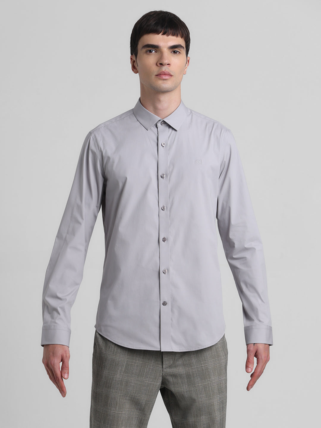 Men's Grey Solid Slim Fit Poplin Shirt With Cutaway Collar
