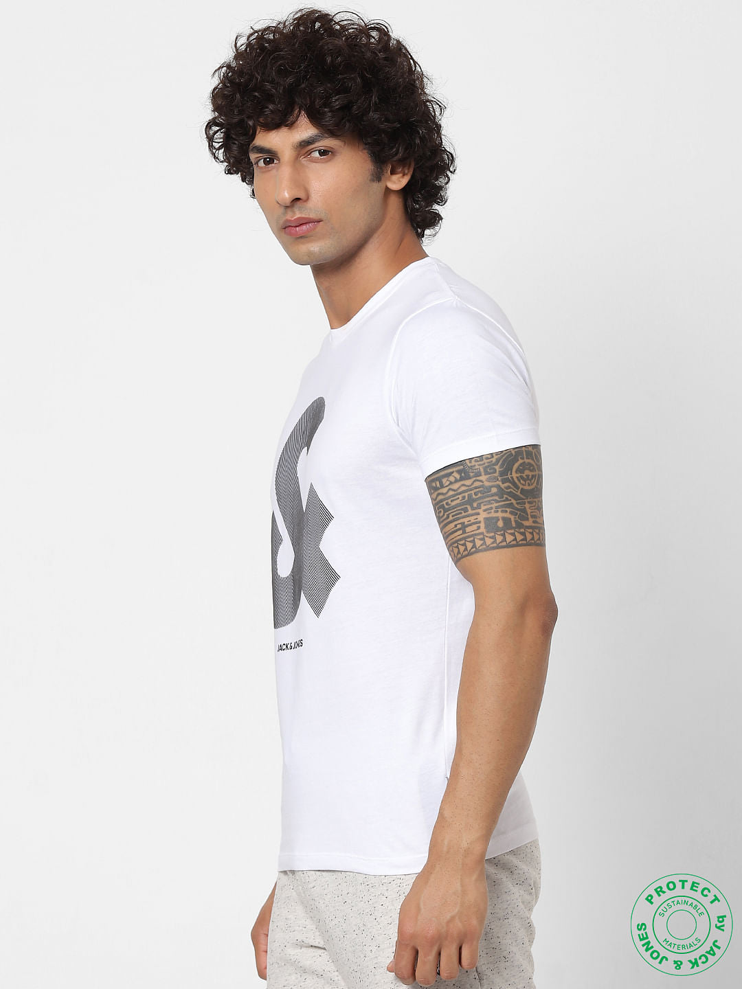 White Graphic Print Crew Neck T-shirt