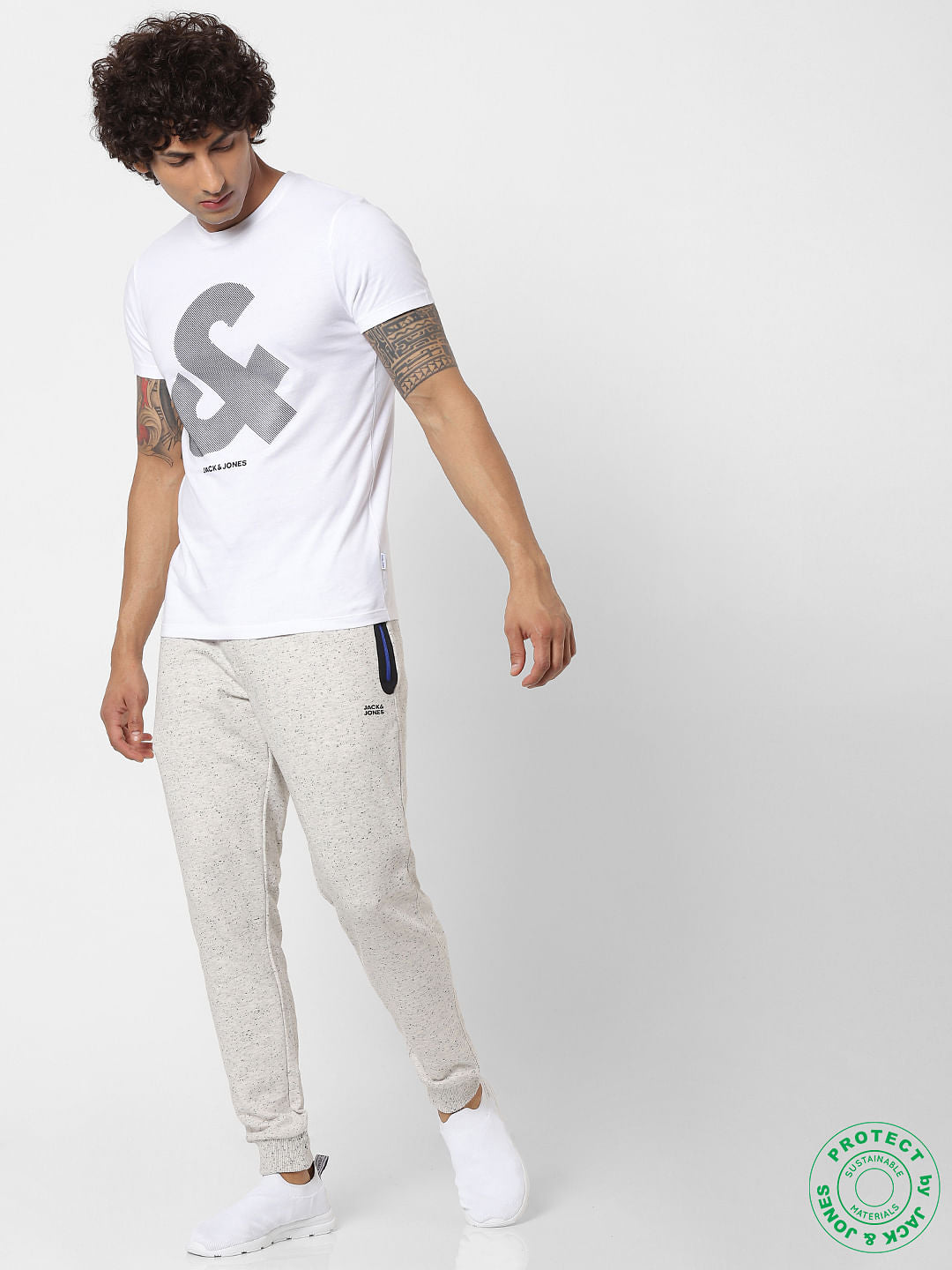 White Graphic Print Crew Neck T-shirt