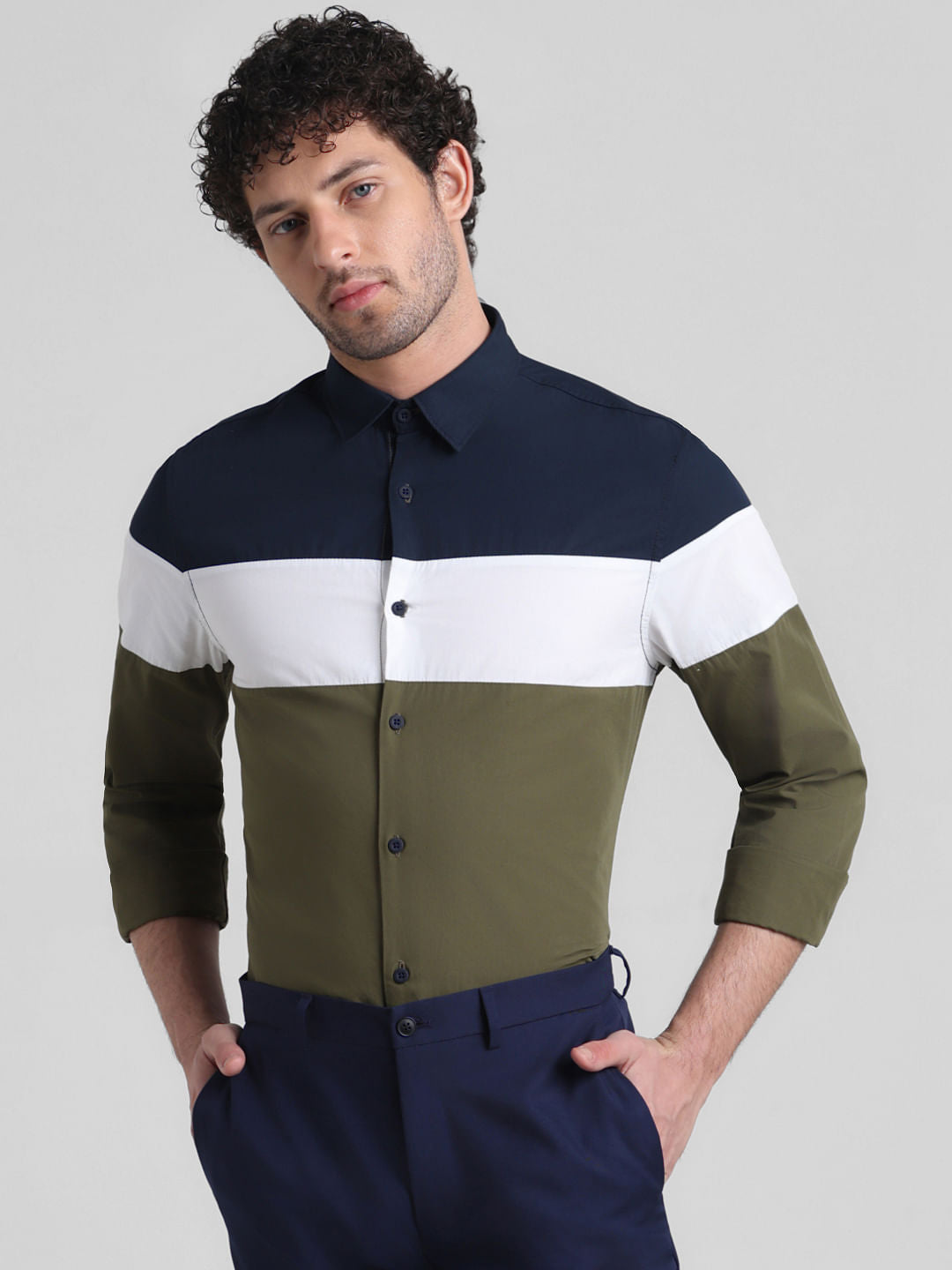 Green Colourblocked Full Sleeves Shirt